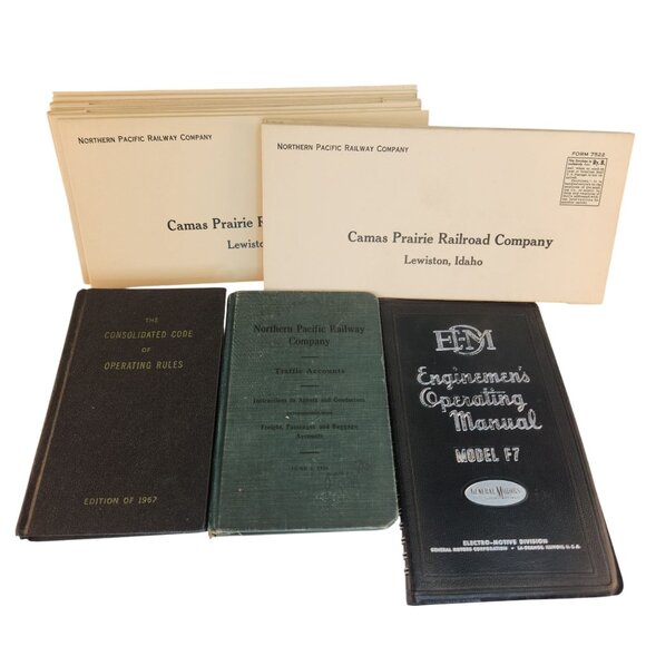 Railroad Ephemera Lot Camas Prairie Timetables Northern Pacific Manual Ephemera - Picture 1 of 9